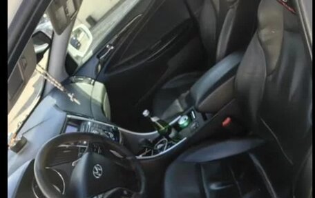 Hyundai Sonata VI, 2011 год, 630 000 рублей, 6 фотография