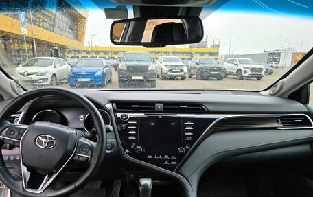 Toyota Camry, 2020 год, 3 100 000 рублей, 13 фотография