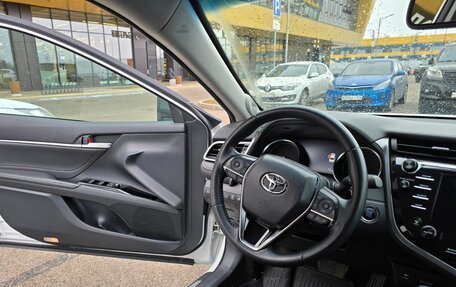 Toyota Camry, 2020 год, 3 100 000 рублей, 15 фотография