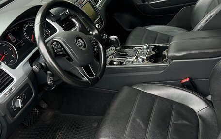 Volkswagen Touareg III, 2016 год, 3 750 000 рублей, 5 фотография