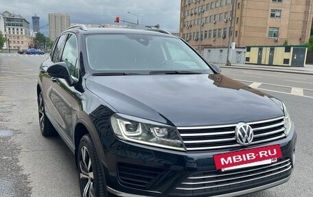 Volkswagen Touareg III, 2016 год, 3 750 000 рублей, 2 фотография