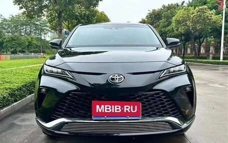 Toyota Venza, 2022 год, 2 515 000 рублей, 2 фотография
