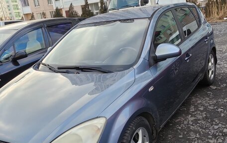 KIA cee'd I рестайлинг, 2008 год, 650 000 рублей, 1 фотография
