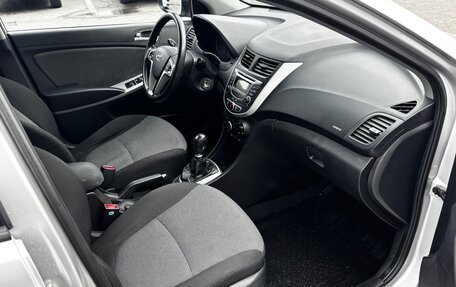 Hyundai Solaris II рестайлинг, 2012 год, 598 000 рублей, 10 фотография