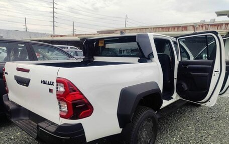 Toyota Hilux VIII, 2025 год, 8 364 500 рублей, 3 фотография
