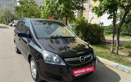 Opel Zafira B, 2012 год, 800 000 рублей, 3 фотография