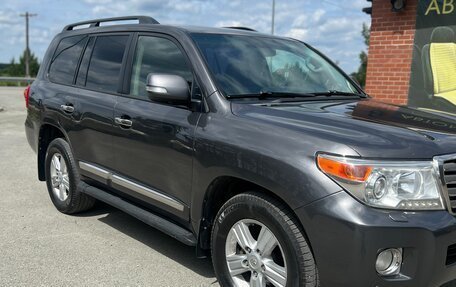 Toyota Land Cruiser 200, 2012 год, 3 490 000 рублей, 2 фотография