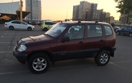 Chevrolet Niva I рестайлинг, 2003 год, 140 000 рублей, 6 фотография