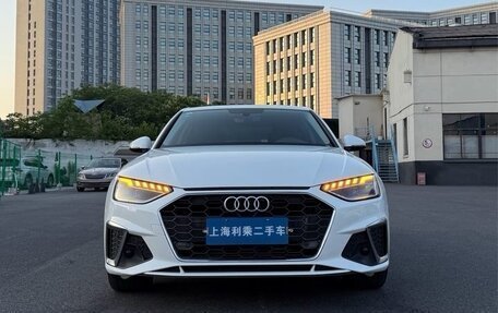 Audi A4, 2022 год, 2 610 000 рублей, 2 фотография