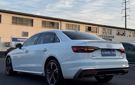Audi A4, 2022 год, 2 610 000 рублей, 5 фотография