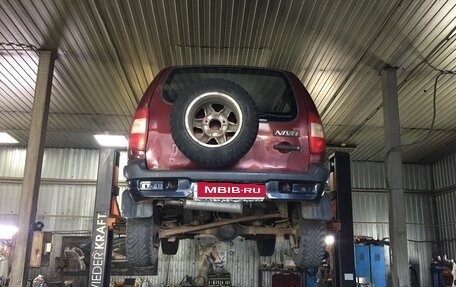 Chevrolet Niva I рестайлинг, 2003 год, 140 000 рублей, 8 фотография