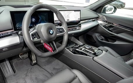 BMW 5 серия, 2025 год, 10 300 000 рублей, 7 фотография