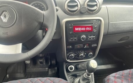 Renault Duster I рестайлинг, 2014 год, 879 000 рублей, 8 фотография