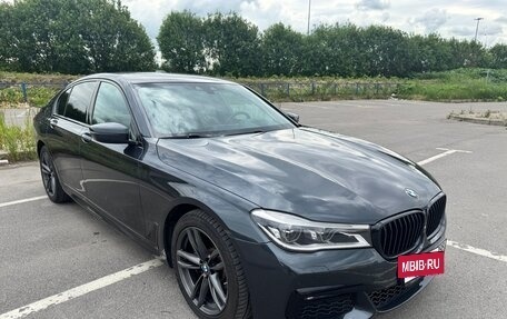 BMW 7 серия, 2016 год, 3 777 000 рублей, 2 фотография
