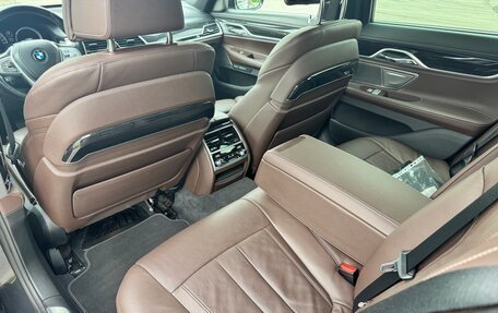 BMW 7 серия, 2016 год, 3 777 000 рублей, 19 фотография