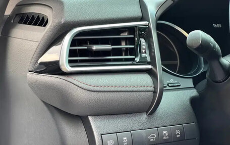 Toyota Camry, 2022 год, 2 200 000 рублей, 30 фотография
