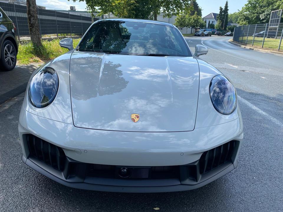 Porsche 911 992, 2025 год, 32 000 000 рублей, 5 фотография