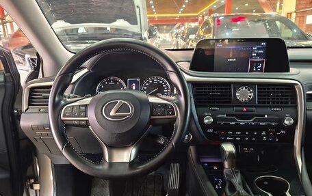 Lexus RX IV рестайлинг, 2022 год, 3 570 000 рублей, 8 фотография