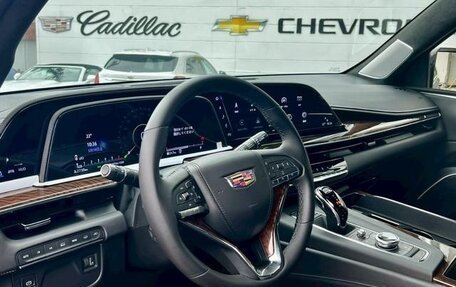 Cadillac Escalade V, 2024 год, 15 440 000 рублей, 12 фотография