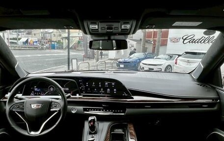 Cadillac Escalade V, 2024 год, 15 440 000 рублей, 9 фотография