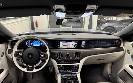 Rolls-Royce Ghost Series II рестайлинг, 2025 год, 67 000 000 рублей, 16 фотография