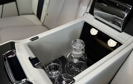 Rolls-Royce Ghost Series II рестайлинг, 2025 год, 67 000 000 рублей, 33 фотография