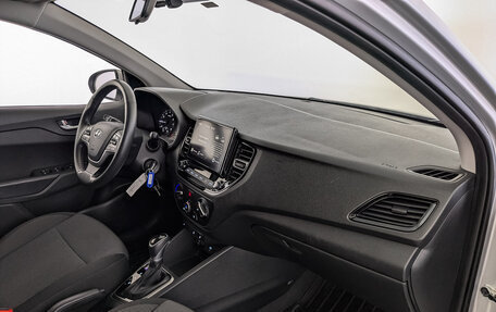 Hyundai Solaris II рестайлинг, 2021 год, 1 600 000 рублей, 13 фотография