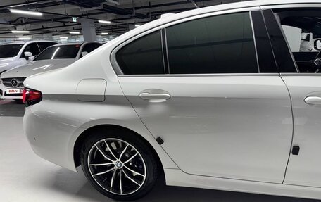 BMW 5 серия, 2022 год, 4 350 000 рублей, 15 фотография
