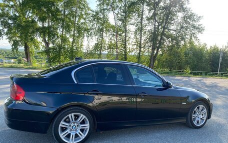 BMW 3 серия, 2008 год, 1 080 000 рублей, 2 фотография