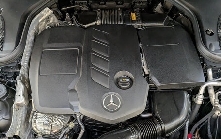 Mercedes-Benz E-Класс, 2019 год, 3 100 000 рублей, 9 фотография