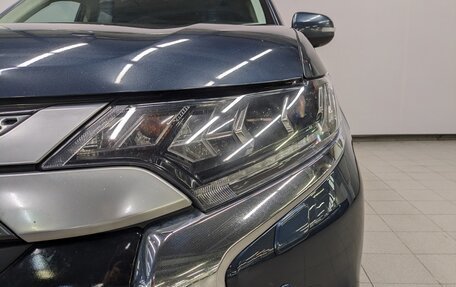 Mitsubishi Outlander III рестайлинг 3, 2019 год, 2 650 000 рублей, 23 фотография
