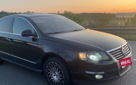Volkswagen Passat B6, 2006 год, 690 000 рублей, 3 фотография