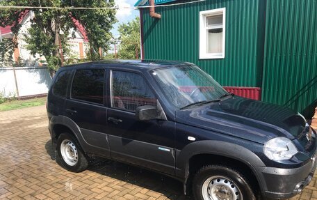 Chevrolet Niva I рестайлинг, 2011 год, 820 000 рублей, 8 фотография