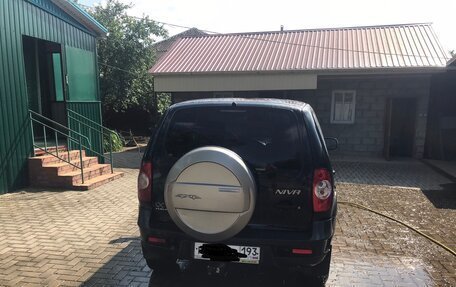 Chevrolet Niva I рестайлинг, 2011 год, 820 000 рублей, 6 фотография