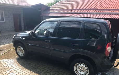 Chevrolet Niva I рестайлинг, 2011 год, 820 000 рублей, 7 фотография