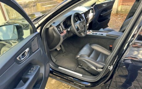 Volvo XC60 II, 2023 год, 5 700 000 рублей, 9 фотография