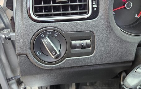 Volkswagen Polo VI (EU Market), 2019 год, 1 000 000 рублей, 27 фотография