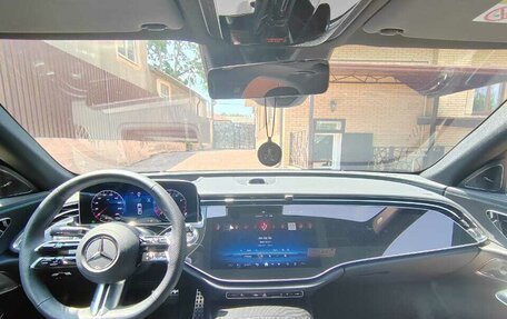 Mercedes-Benz E-Класс, 2024 год, 10 500 000 рублей, 11 фотография