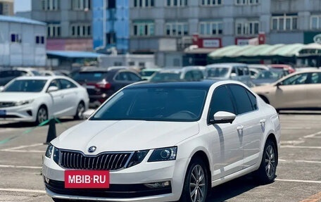 Skoda Octavia, 2021 год, 1 133 000 рублей, 2 фотография