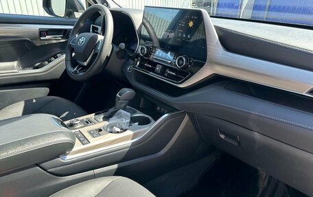 Toyota Highlander, 2025 год, 5 500 000 рублей, 2 фотография