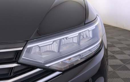 Volkswagen Passat B8 рестайлинг, 2021 год, 3 030 000 рублей, 11 фотография