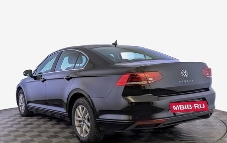 Volkswagen Passat B8 рестайлинг, 2021 год, 3 030 000 рублей, 7 фотография