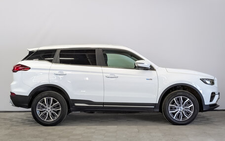 Geely Atlas, 2022 год, 1 895 000 рублей, 4 фотография