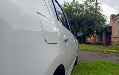 Renault Logan II, 2018 год, 520 000 рублей, 1 фотография