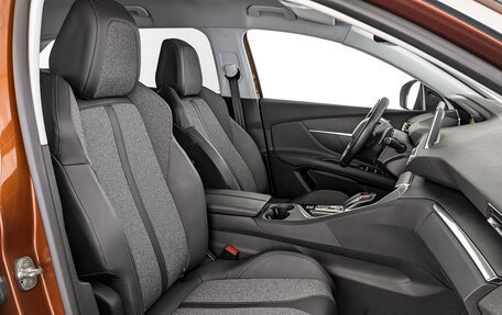 Peugeot 3008 II, 2020 год, 2 330 000 рублей, 24 фотография