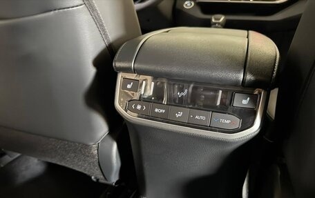 Toyota Highlander, 2025 год, 5 600 000 рублей, 7 фотография