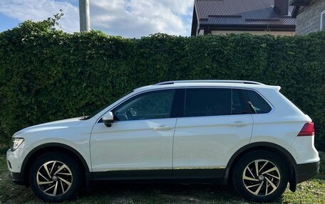 Volkswagen Tiguan II, 2018 год, 2 500 000 рублей, 6 фотография