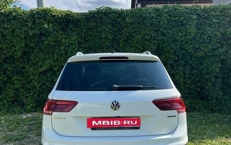 Volkswagen Tiguan II, 2018 год, 2 500 000 рублей, 5 фотография