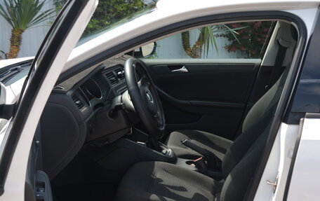 Volkswagen Jetta VI, 2015 год, 1 340 000 рублей, 6 фотография