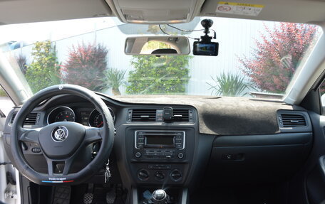 Volkswagen Jetta VI, 2015 год, 1 340 000 рублей, 10 фотография